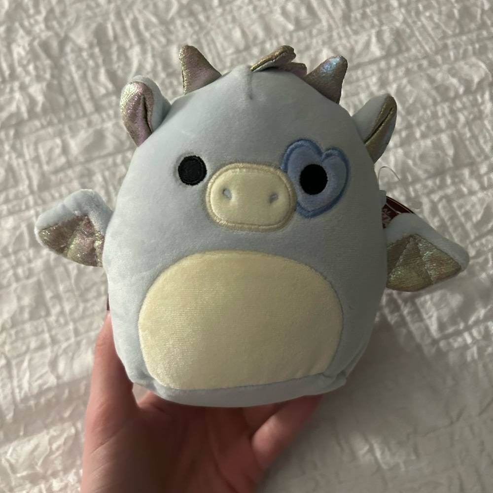 5” 🇺🇸 Valentine’s Day Kenny (hearteye) the Dragon Squishmallow